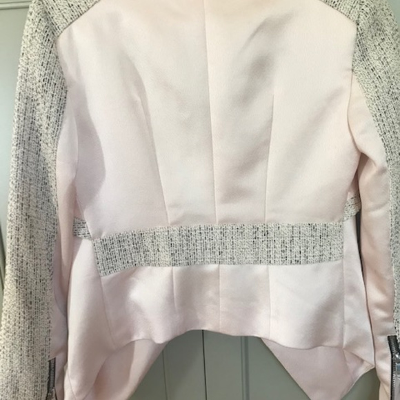 NWT Bebe Hi Lo Front With Tweed Sleeves Jacket - Picture 4 of 6